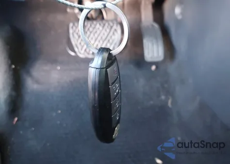 2017 Nissan Sentra Sr Turbo from USA, damaged, VIN 3N1CB7AP4HY270946